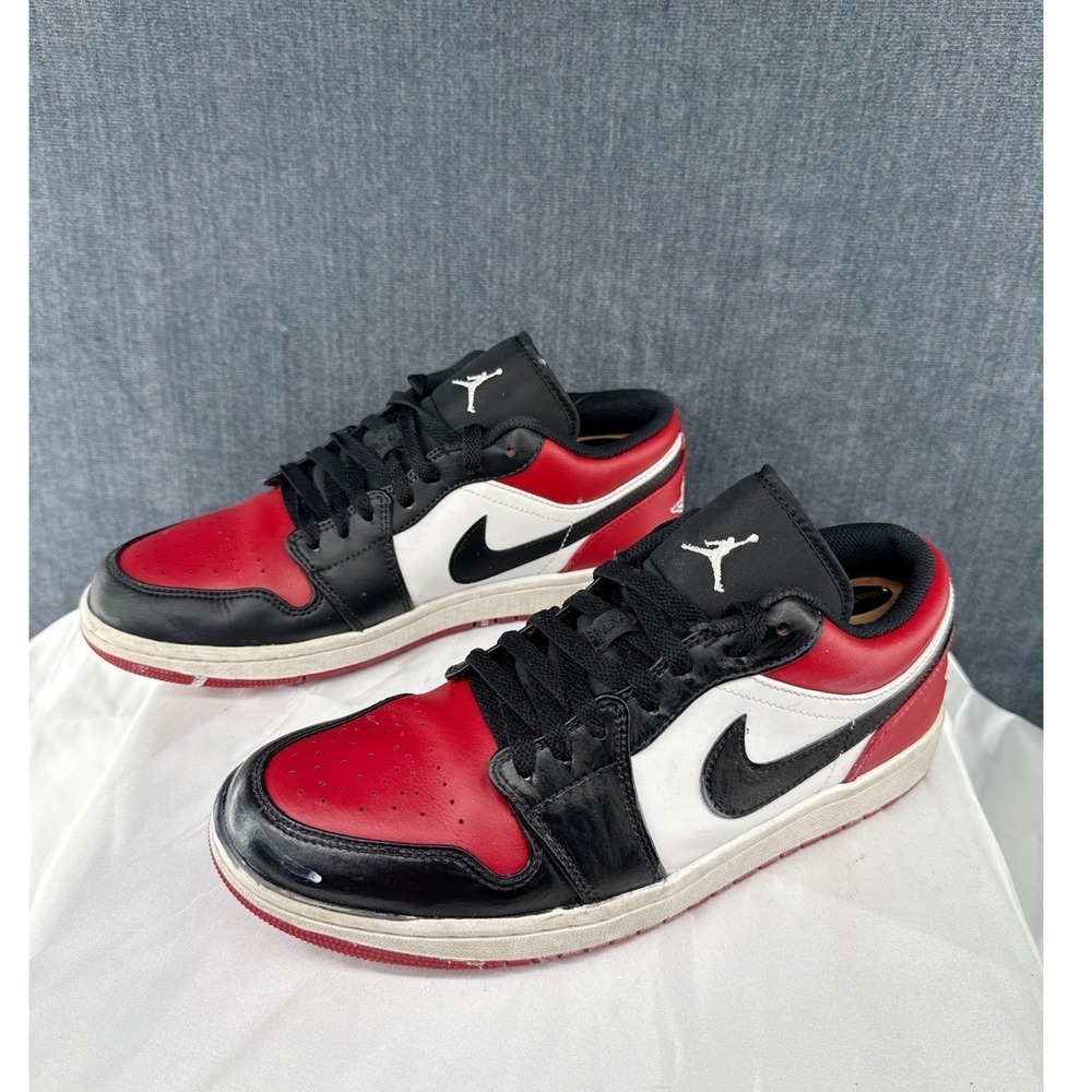 Nike Air Jordan 1 Low Bred Toe Men's Size 10 Black Red White Leather Sneakers - Picture 2 of 10